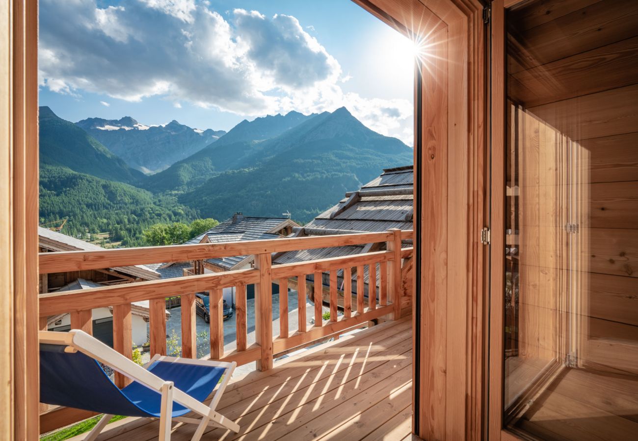 Chalet in Le Monêtier-les-Bains - Chalet Aigle