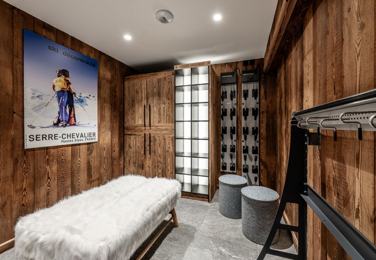 Chalet in Saint-Chaffrey - Chalet Galibier