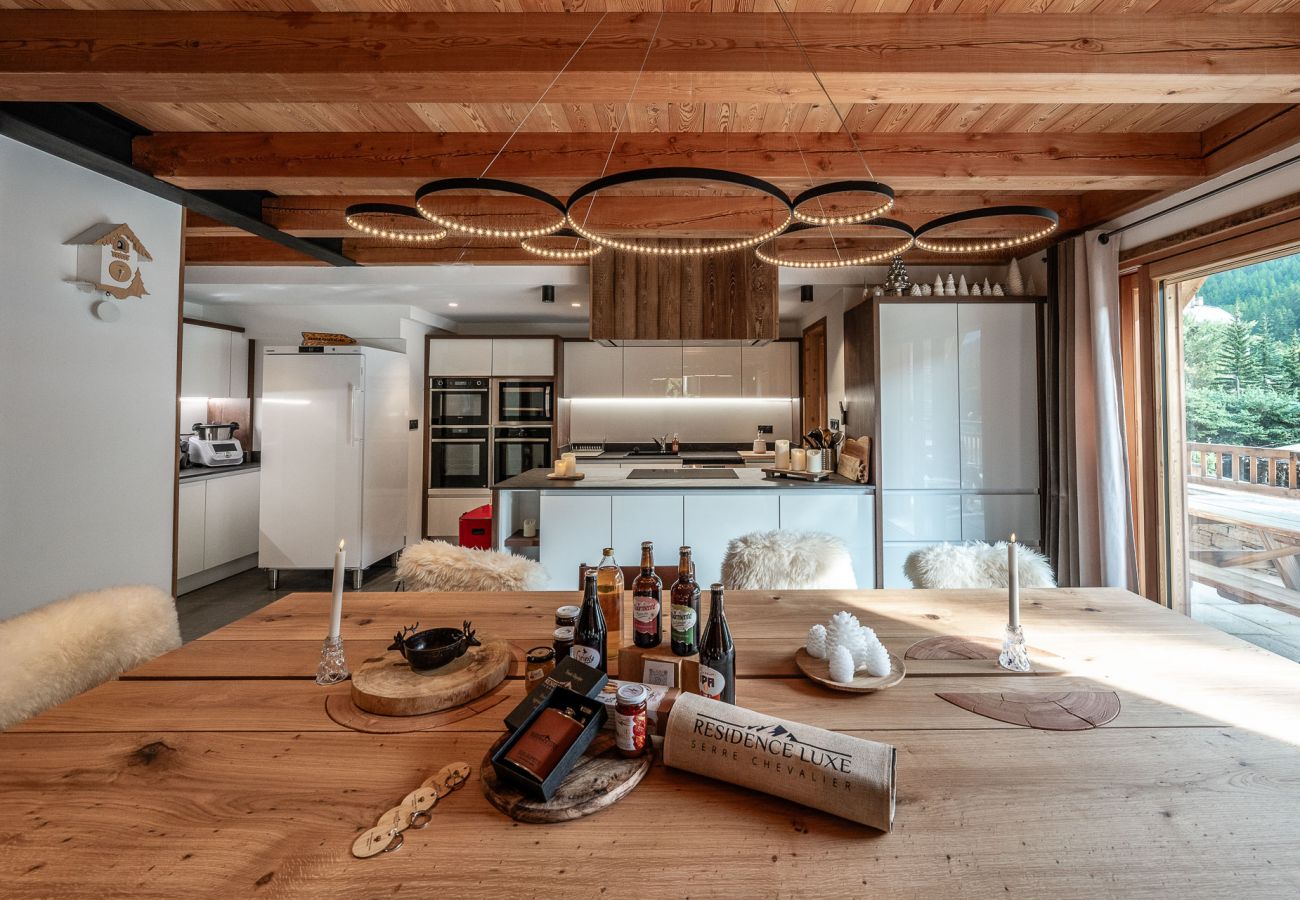Chalet in Saint-Chaffrey - Chalet Galibier