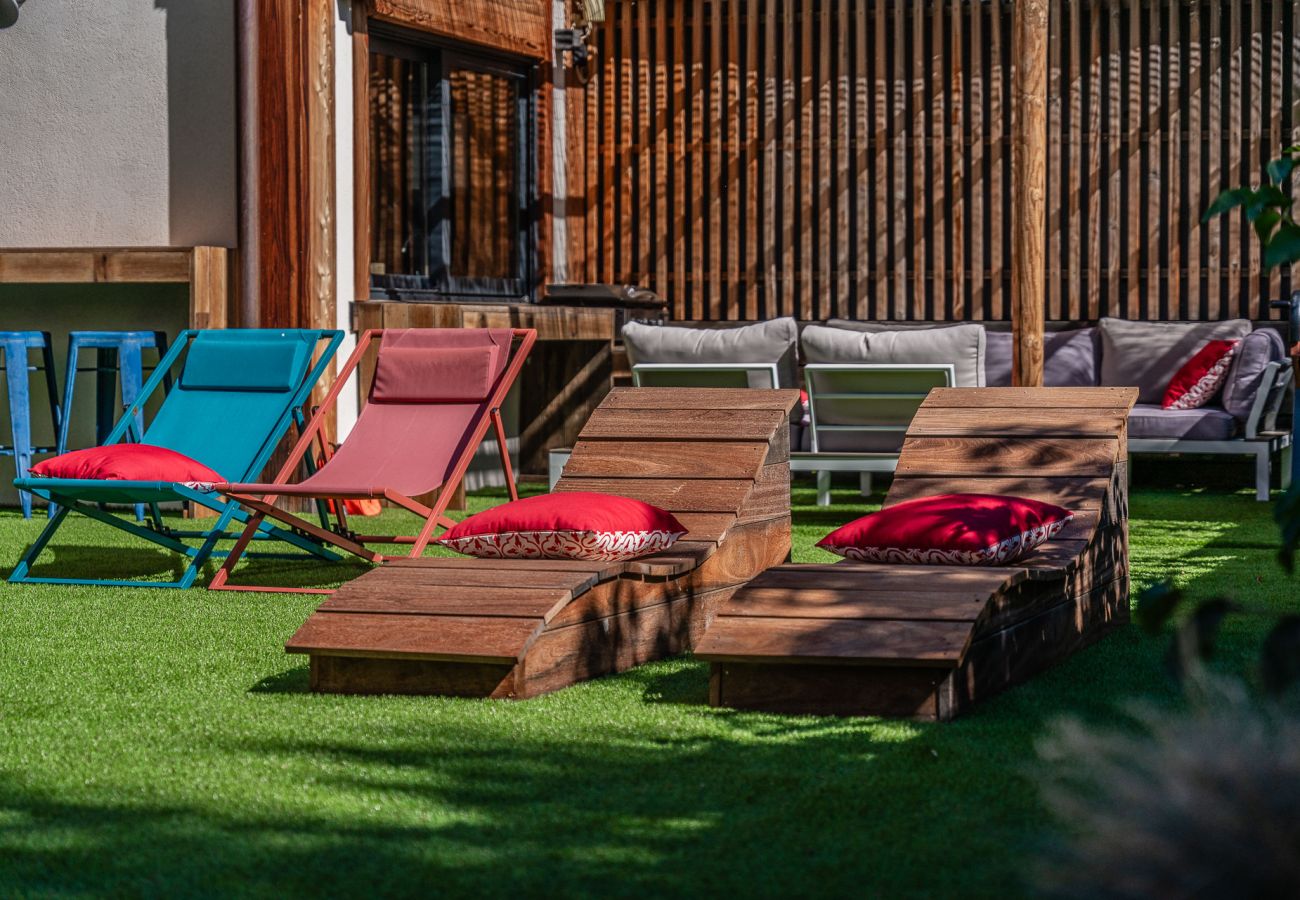 Chalet in Le Monêtier-les-Bains - Chalet Goléon