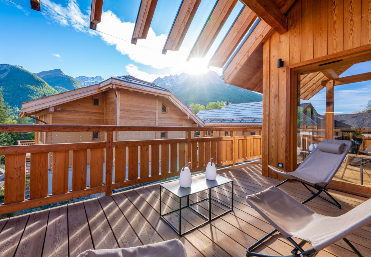 Chalet in Le Monêtier-les-Bains - Chalet Malago