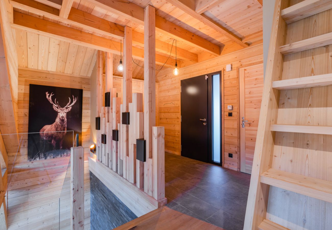 Chalet in Saint-Chaffrey - Chalet Ski Resort