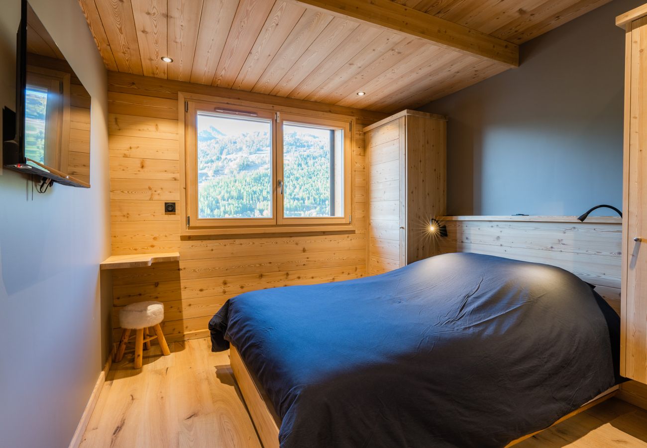 Chalet in Saint-Chaffrey - Chalet Ski Resort