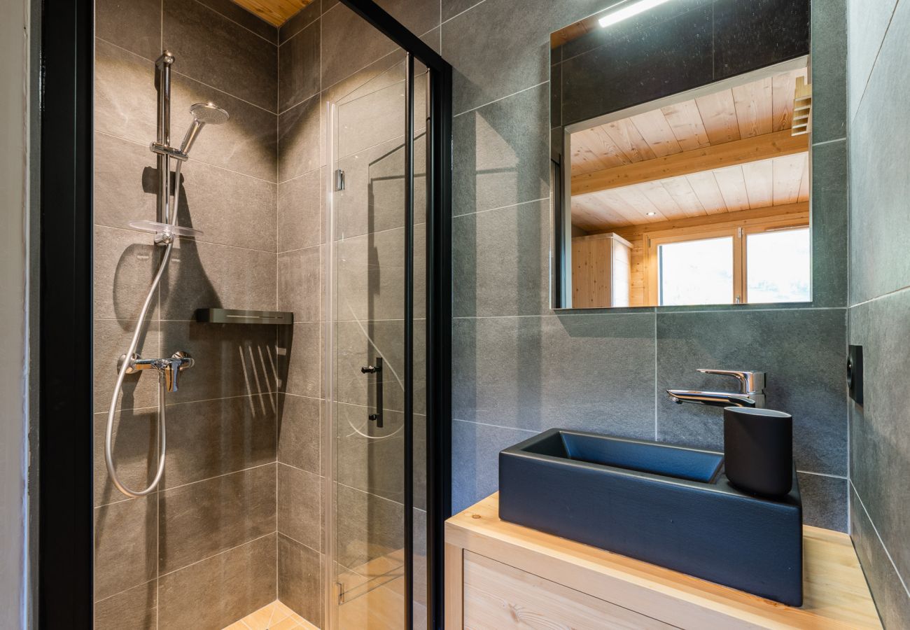 Chalet in Saint-Chaffrey - Chalet Ski Resort