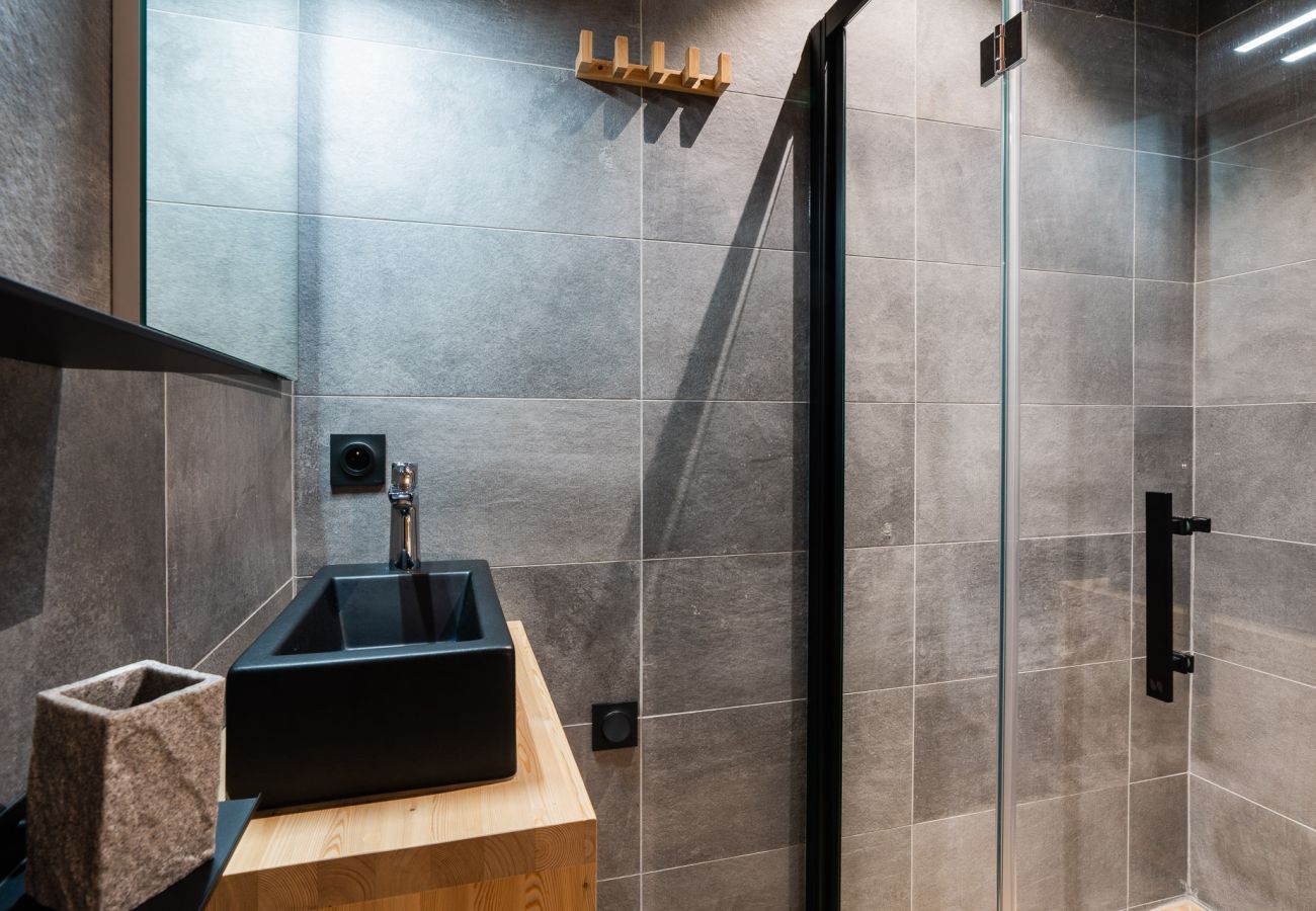 Chalet in Saint-Chaffrey - Chalet Ski Resort