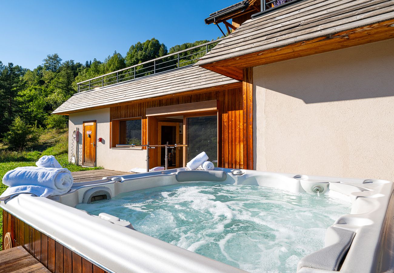 Apartment in Saint-Chaffrey - Appartement Abela