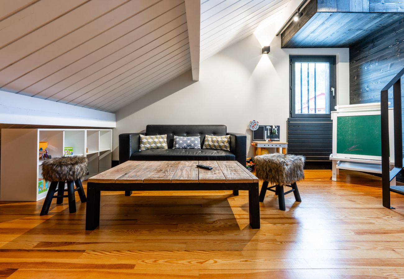 Chalet in Saint-Chaffrey - Chalet Pacha