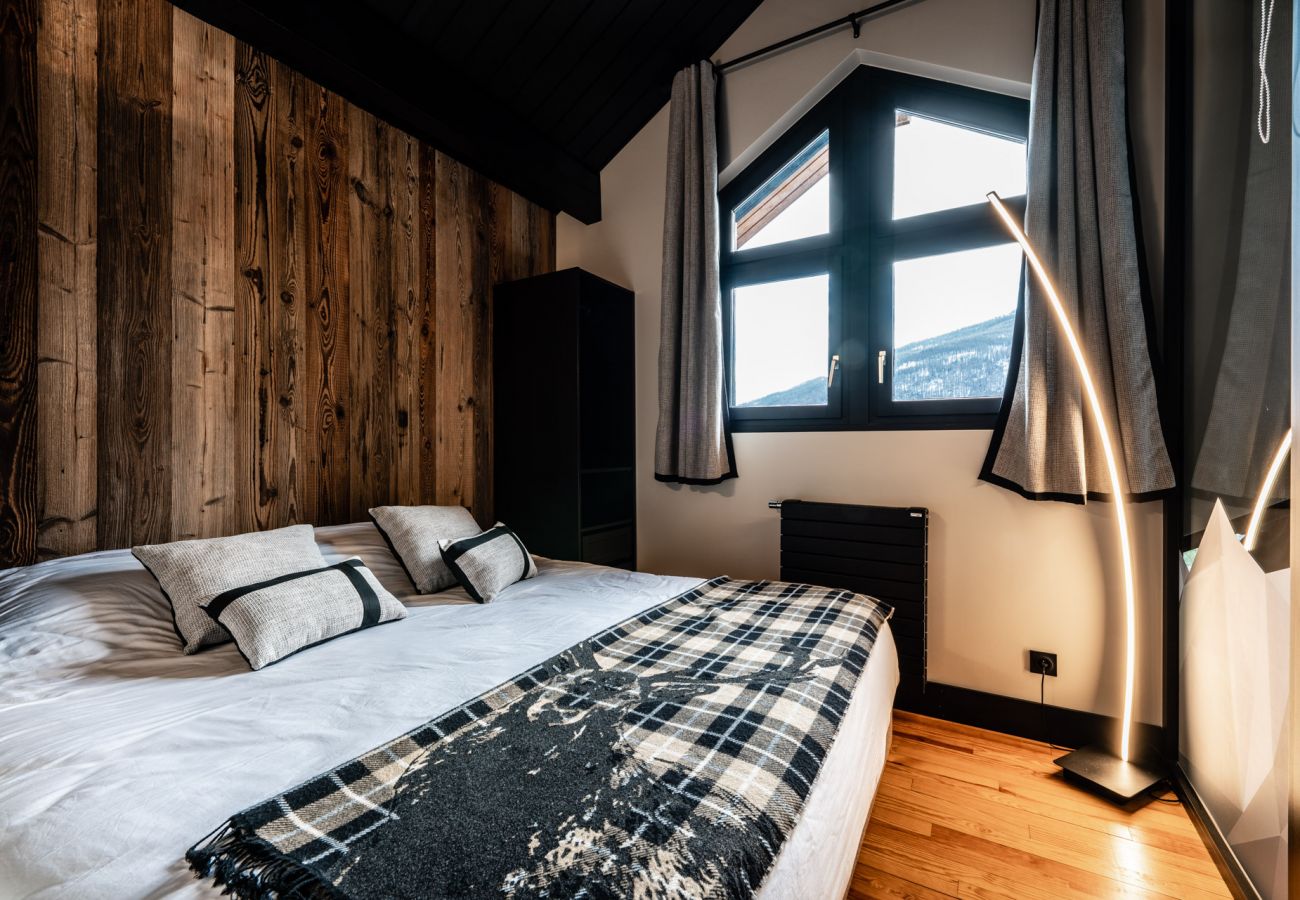 Chalet in Saint-Chaffrey - Chalet Pacha