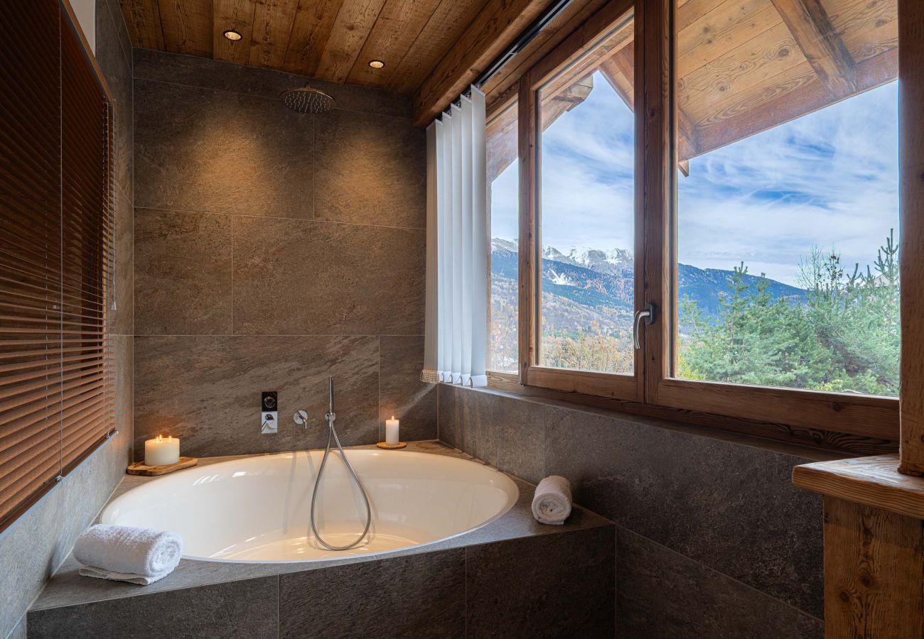 Chalet in La Salle-les-Alpes - La Louvetière