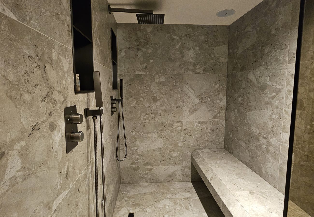 Apartment in La Salle-les-Alpes - Ecrin des cimes