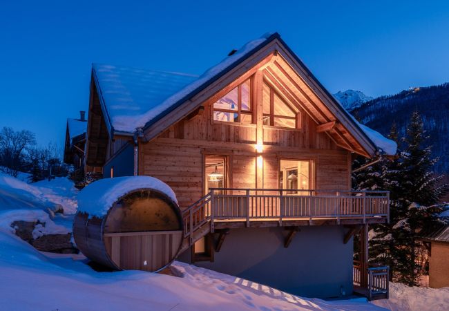 Chalet à La Salle-les-Alpes - Chalet Le Refuge